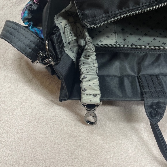 NWOT - Lug Romper 2 Tote - Bloom Black/Black - Picture 5 of 11